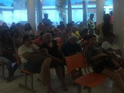 promotora presencia caos na saúde e pede providências urgentes sobre dengue