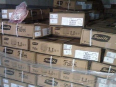 Polícia apreende no Paraná carga de carne vencida que saiu de MS