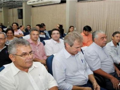 Vinte prefeitos pensam em desistir da reeleição em Mato Grosso do Sul