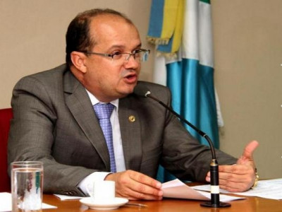 Presidente não vê relação de CPI com redução do ICMS do diesel