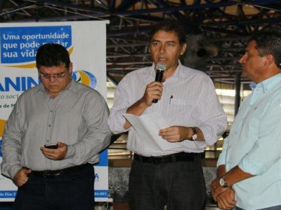 "Comissionado tem que obedecer", diz prefeito sobre diretoras exoneradas