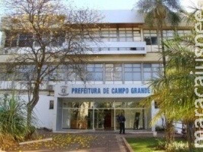 Secretarias fazem jogo de empurra sobre contratações suspeitas