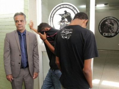 Suspeitos de latrocínio se apresentam e prometem ajudar na investigação