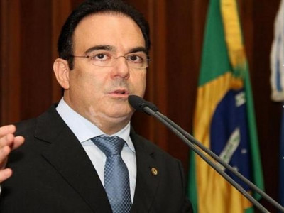 Deputado avisa que sairá do partido se não disputar prefeitura da Capital