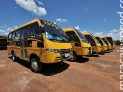 Para atender alunos, transportes escolares percorrem 10 mil km