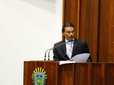 Com suspense sobre futuro, Marquinhos usa tribuna para se despedir do PMDB