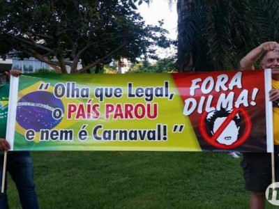 Poucos políticos aparecem no protesto de Campo Grande contra governo petista