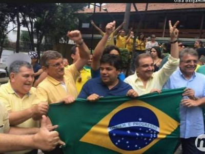Marun admite que pegou carona com Temer em avião oficial para protesto