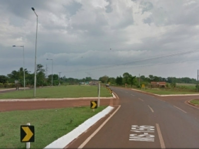 Homem é rendido e tem moto tomada por menores na MS 156