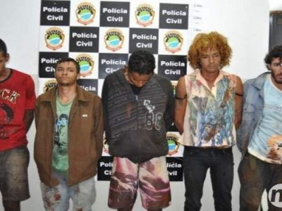 Adolescente envolvido em roubo a bar é apreendido na sala de aula