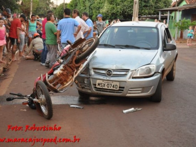 Maracaju: Colisão entre veículo e motocicleta na vila Margarida deixa condutor ferido