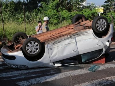 Poucas viaturas e macas retidas comprometem socorro em acidentes