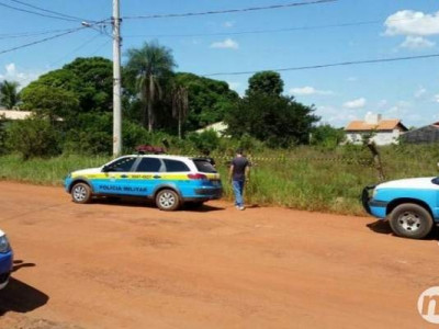 Após 2 dias desaparecido, homem é encontrado morto em terreno baldio 