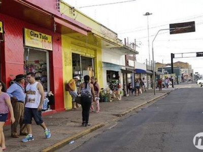 Enquanto terremoto atinge política, empresários abandonam sonhos