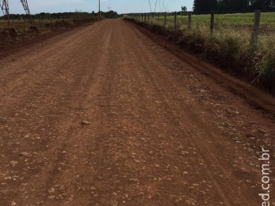 Maracaju: Secretaria de Obras está com equipes realizando manutenções em estradas vicinais