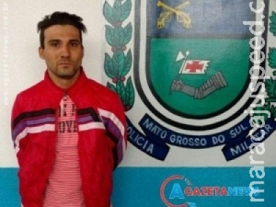 Homem tenta fugir, mas é preso com 429 quilos de maconha