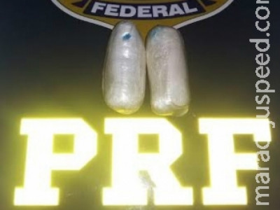 Babá é presa com dois pacotes de cocaína no sutiã