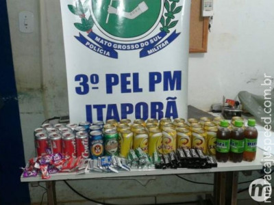 Adolescentes são apreendidos com mais de 70 chicletes e 40 cervejas furtados