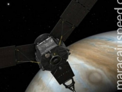 Sonda Juno na órbita de Júpiter transmite sinais para Terra