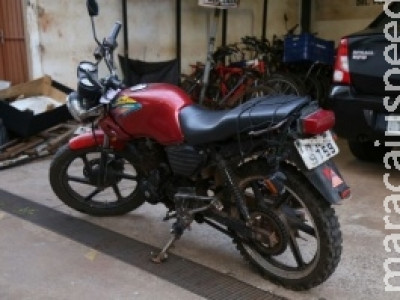 Ao tentar fugir da polícia, assaltantes sofrem acidente e são presos