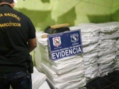 Polícia procura armas, mas encontra 1.500 quilos de maconha em Pedro Juan