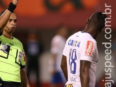 Roger Flores repudia palavras de Riascos: Me sinto atingido também