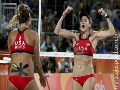 Minha amada inimiga: bronzeada e ovacionada, Walsh se declara ao Brasil