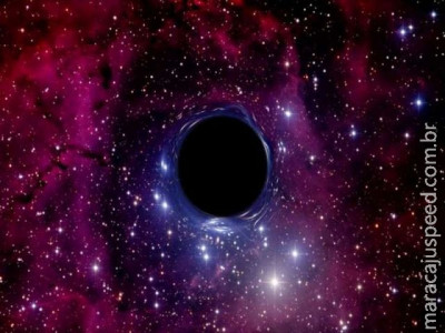  Buracos negros podem ser portais para outros locais do Universo, diz estudo