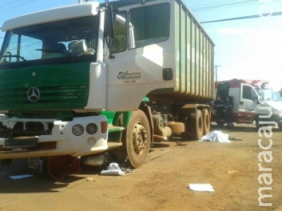 Entregador de jornal morre atropelado por caminhão em Dourados