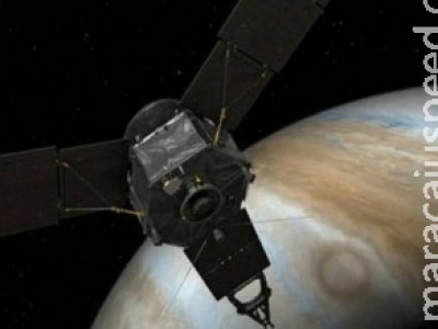 Sonda Juno transmite primeiras fotos dos polos de Júpiter