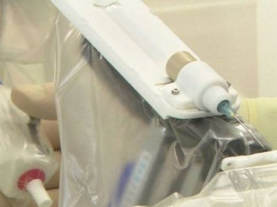 Robô realiza a primeira cirurgia intraocular para restaurar visão