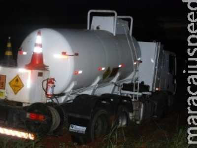 Bombeiros atendem acidente com carregamento de amônia na BR-267