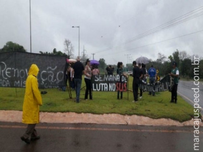 Indígenas seguem em protesto até revogação de portaria