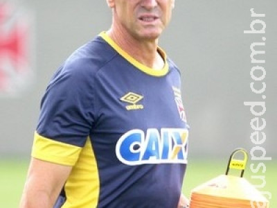 Contra ansiedade, Jorginho usa pausa para trabalhar emocional do elenco