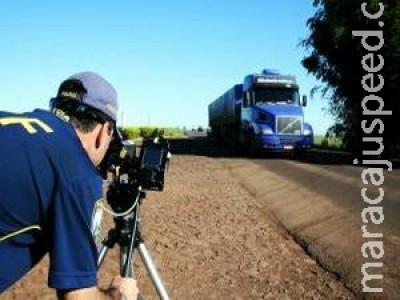 PRF reforça o uso de radar durante fiscalização no feriado