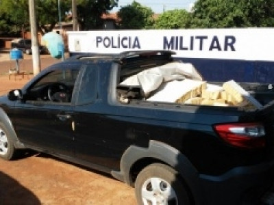 Dois são presos transportando 460 quilos de maconha para Dourados