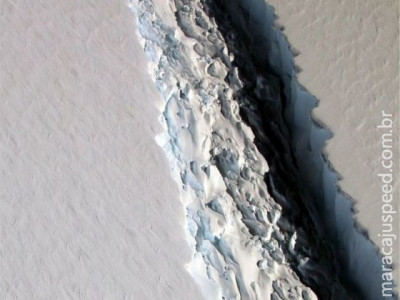 Iceberg gigante ameaça se desprender da Antártida e gera preocupação
