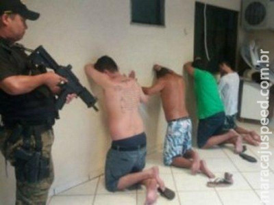 Presos 4 brasileiros por mortes de douradense e namorado