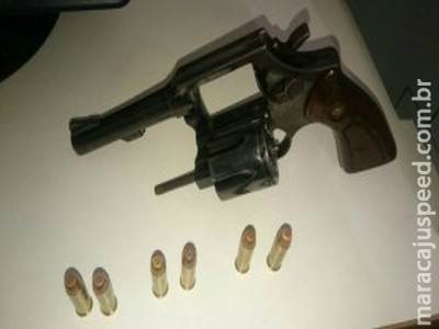 Policial de folga entra em luta com assaltante em pizzaria