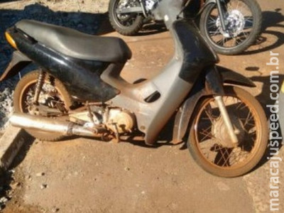 PM apreende moto furtada e prende rapaz por receptação