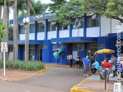 Jovem é alvejado a tiros 