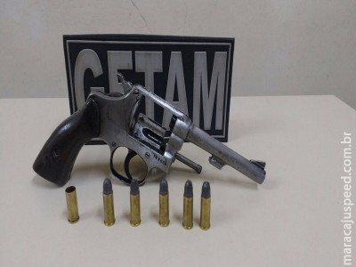 Polícia apreende adolescente com arma e droga