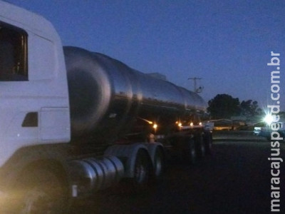 PMA apreende carreta com 38 toneladas de diesel