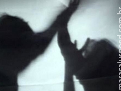 Na lua-de-mel, marido ameaça 