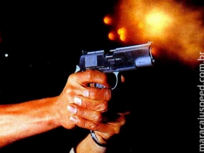 Rapaz é sequestrado por cinco, esfaqueado e abandonado em rua