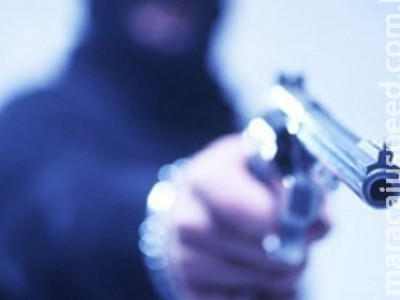 Bandidos rendem funcionário de casa lotérica e roubam R$ 34 mil