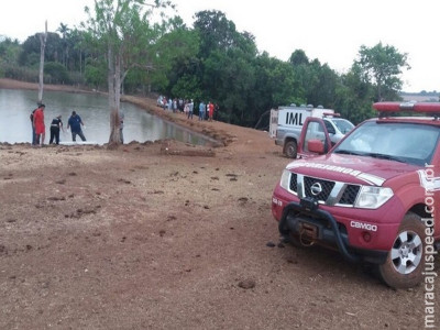 dolescente morre afogada enquanto nadava em lago de fazenda