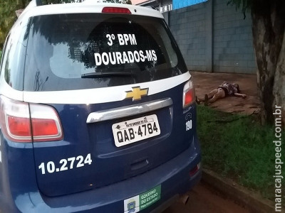 Colegas reconhecem travesti assassinada com 9 facadas