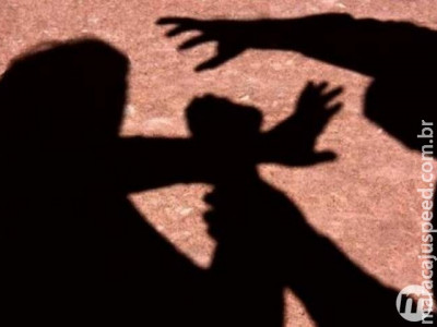 Funcionária discute com mãe do patrão e acaba agredida por ele 