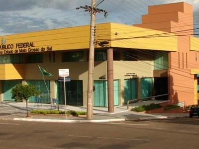 MPF pede condenação de advogada presa com US$ 390 mil do tráfico